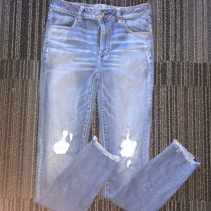 American Eagle High Waisted Jeans